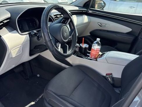 Certified 2024 Hyundai Tucson SEL FWD image 3