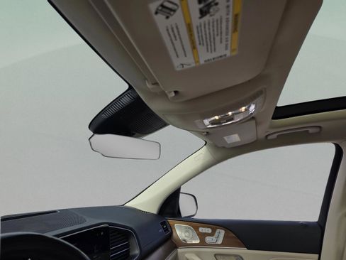 Used 2022 Mercedes-Benz GLS 450 4MATIC image 14