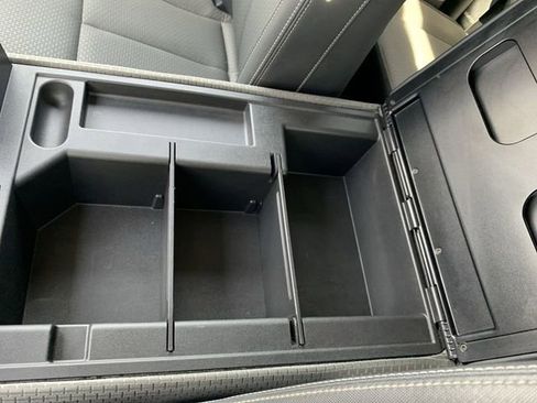 Used 2021 Nissan Titan S w/ Accessory Utility Package image 25