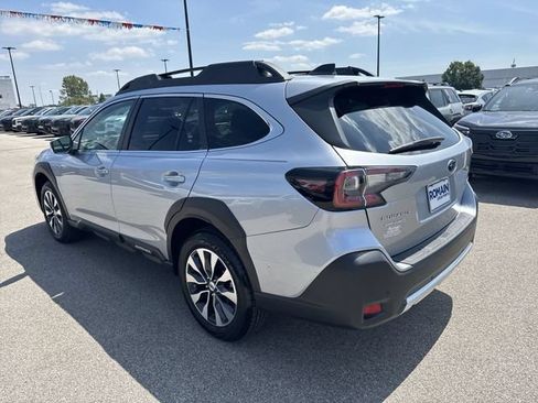 Used 2024 Subaru Outback Limited AWD/4WD image 3