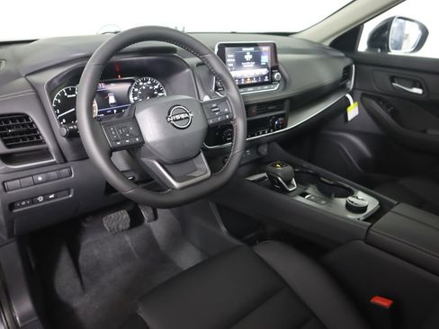 New 2026 Nissan Rogue Dark Armor image 9