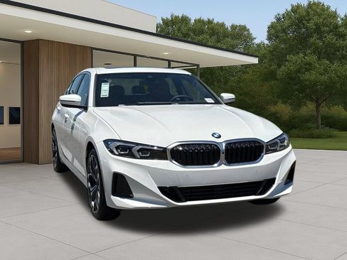 New 2026 BMW 330i Sedan w/ Parking Assistance Package RWD image 5