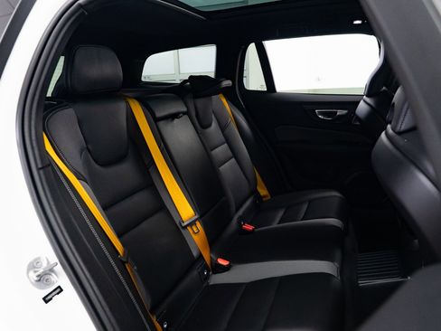 Used 2024 Volvo V60 T8 Polestar image 23