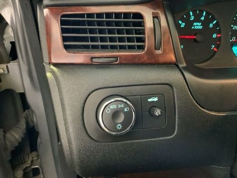 Used 2006 Chevrolet Impala LS FWD image 16