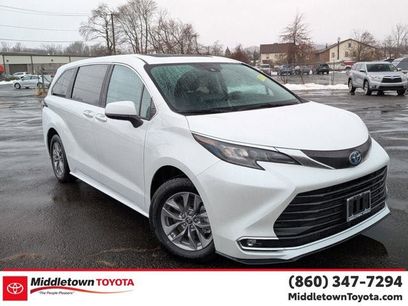 Used 2024 Toyota Sienna XLE