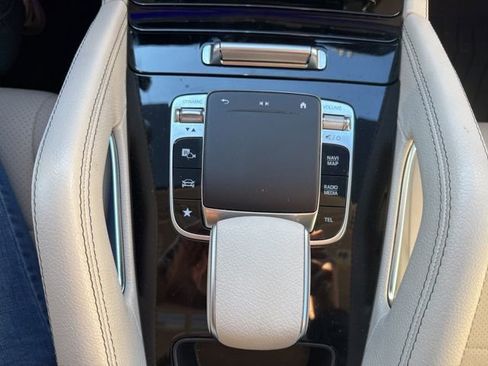 Used 2020 Mercedes-Benz GLE 350 4MATIC image 30