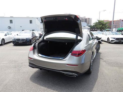 Used 2024 Mercedes-Benz S 580 4MATIC Sedan image 36