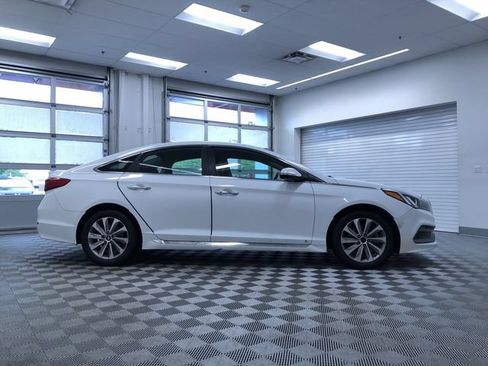 Used 2015 Hyundai Sonata Sport w/ Option Group 03 FWD image 35