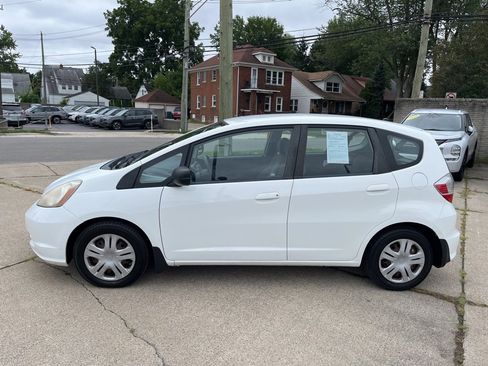 Used 2010 Honda Fit image 8