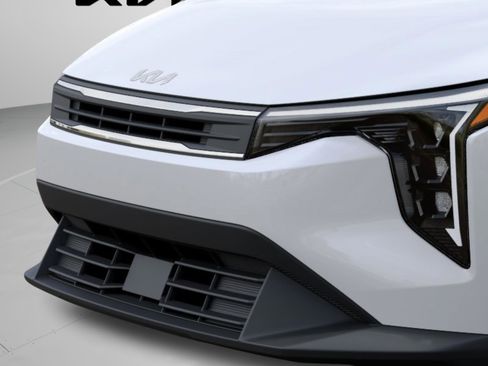 New 2026 Kia K4 FWD image 27