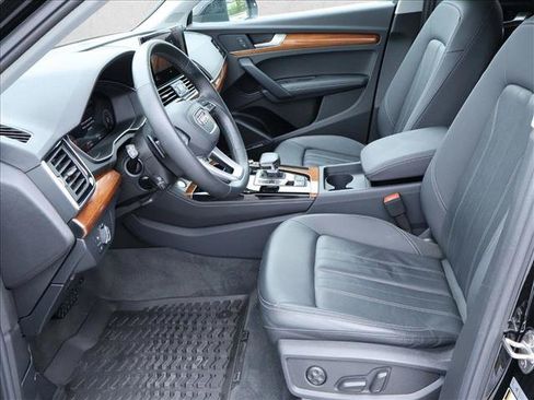 Used 2023 Audi Q5 2.0T Premium Plus w/ Premium Plus Package AWD/4WD image 21