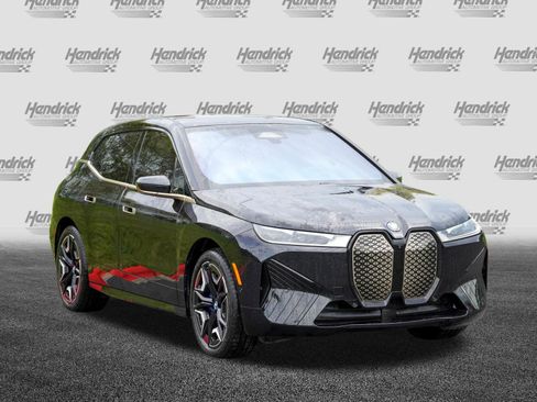 Certified 2023 BMW iX xDrive50 w/ Premium Package AWD/4WD image 2