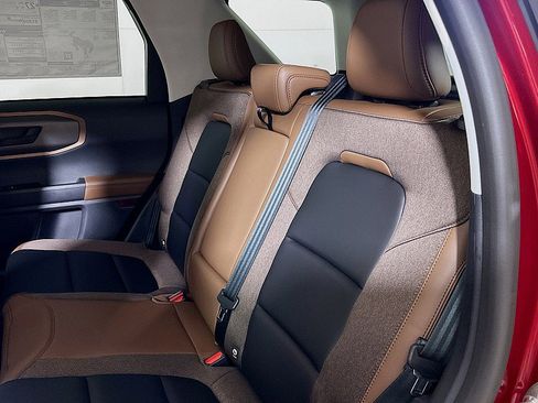 New 2025 Ford Bronco Sport Outer Banks image 8