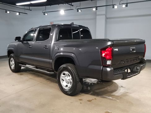 Used 2018 Toyota Tacoma SR w/ SR Convenience Package RWD image 5