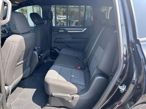 New 2026 GMC Acadia Elevation image 11