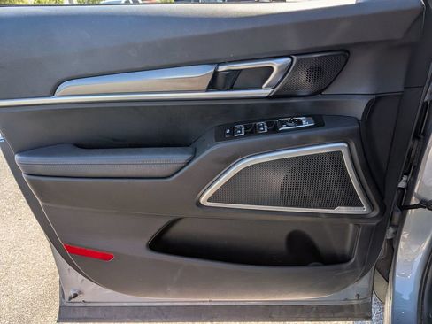 Used 2023 Kia Telluride S FWD image 29