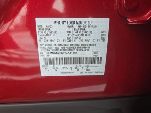 Certified 2023 Ford Explorer XLT w/ Equipment Group 202A image 27