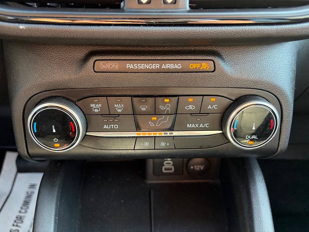 Used 2025 Ford Escape ST-Line AWD/4WD image 28