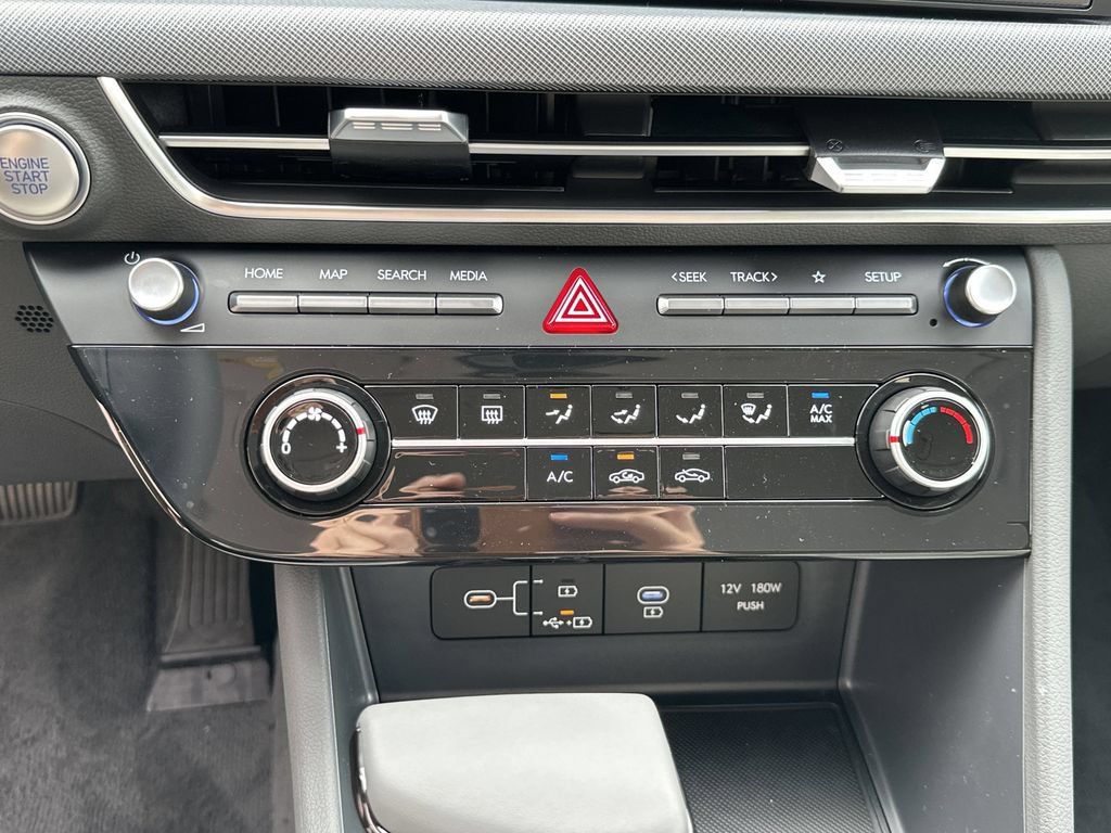 New 2026 Hyundai Sonata SE FWD image 18