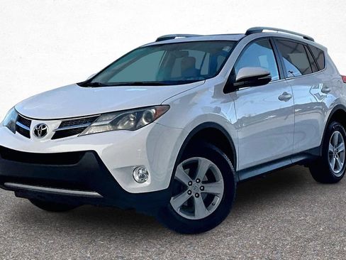 Used 2013 Toyota RAV4 XLE FWD image 4