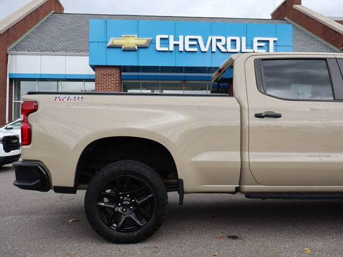 Used 2022 Chevrolet Silverado 1500 LT Trail Boss w/ LT Trail Boss Premium Package image 43