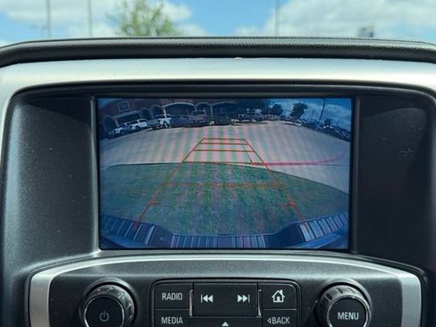 Used 2017 GMC Sierra 1500 SLT w/ SLT Premium Package AWD/4WD image 17