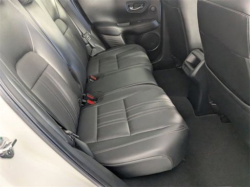 Used 2023 Honda HR-V EX-L image 28