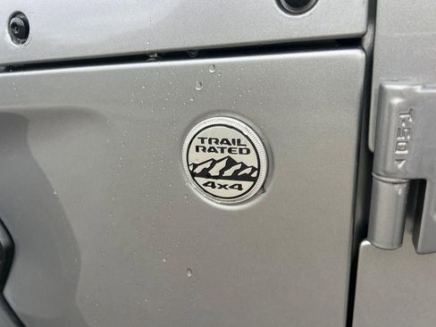 Used 2020 Jeep Wrangler Unlimited Sport image 8