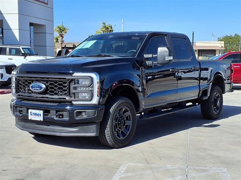 Used 2024 Ford F250 XL w/ STX Appearance Package image 3