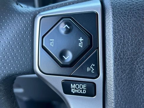 Used 2022 Toyota 4Runner SR5 Premium image 20