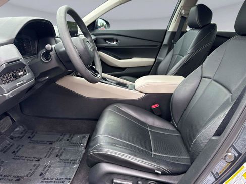 Used 2024 Honda Accord EX image 19