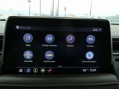 Used 2021 Chevrolet Suburban Z71 w/ Z71 Signature Package image 39