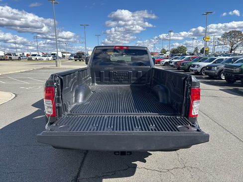 Used 2024 RAM 3500 Big Horn image 10