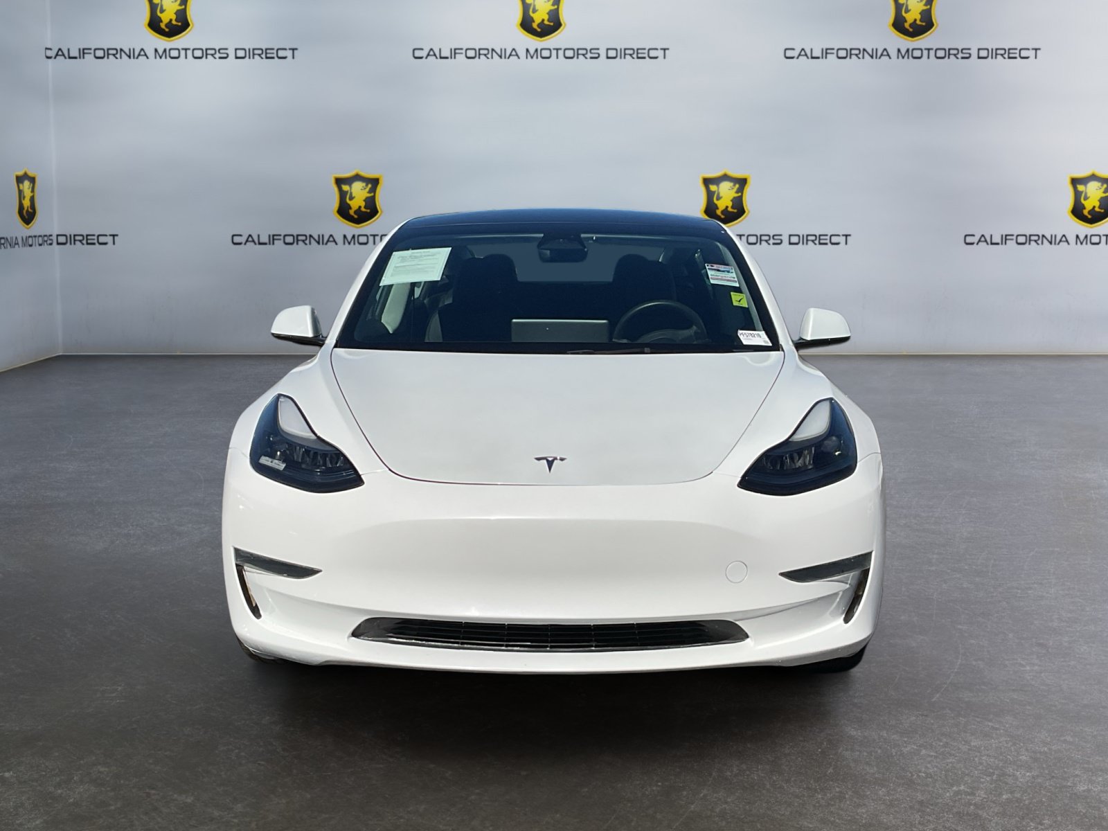 Used 2023 Tesla Model 3 Standard Range RWD image 2