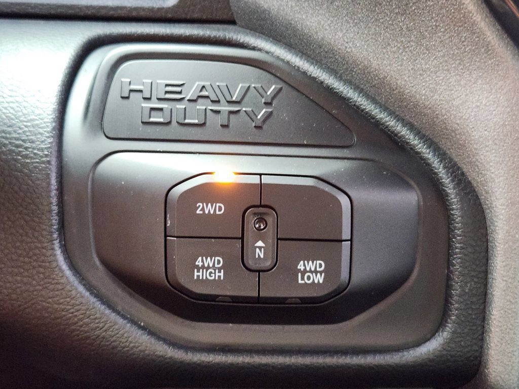 Used 2026 RAM 2500 Tradesman AWD/4WD image 22