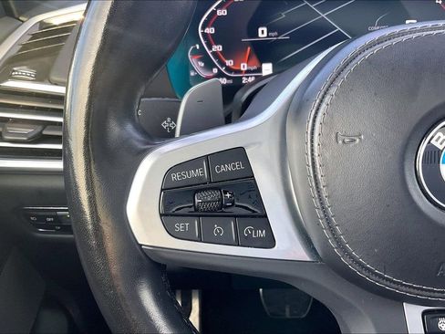 Used 2022 BMW X7 M50i w/ Executive Package image 18