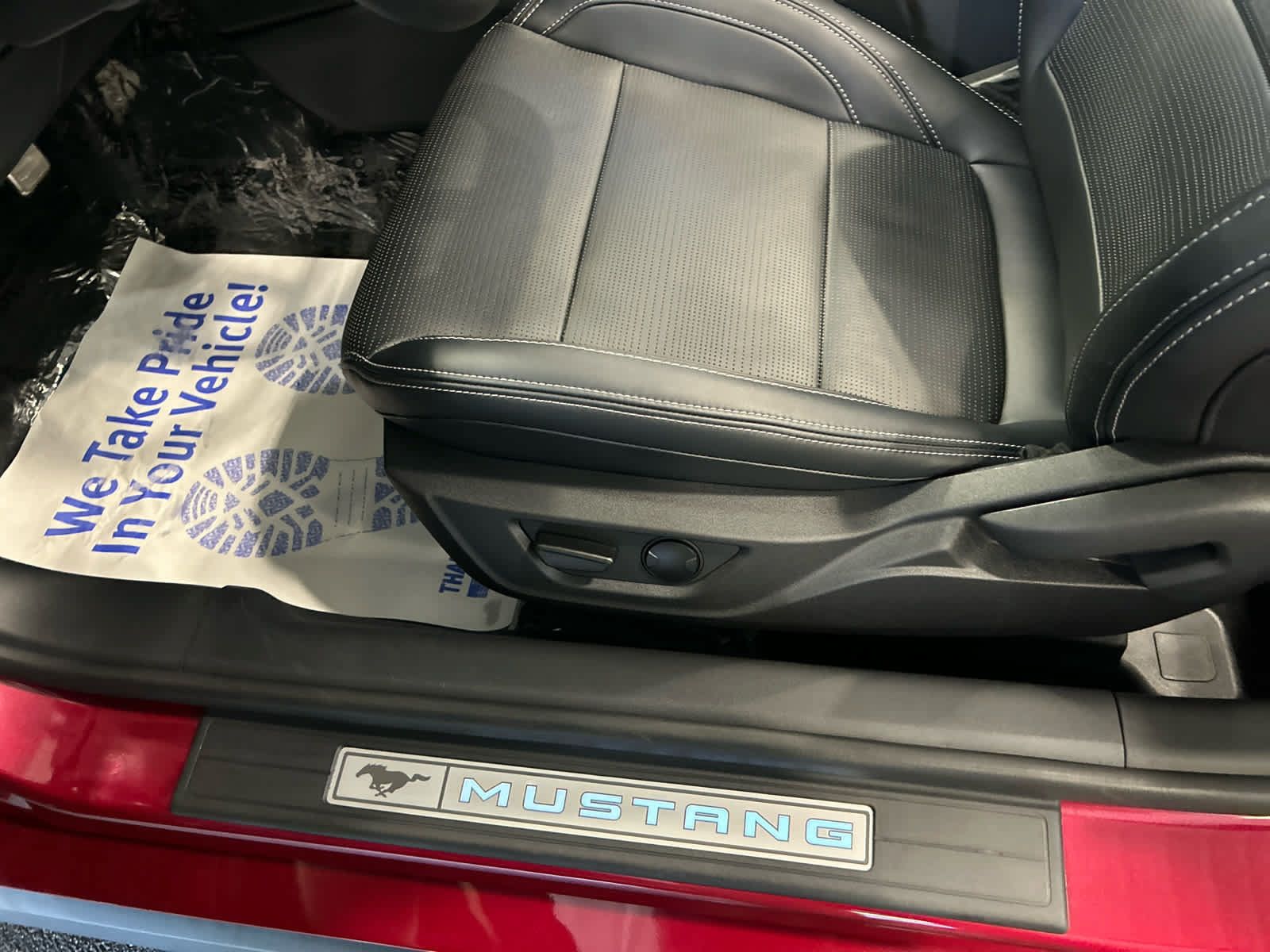 Used 2025 Ford Mustang GT Premium RWD image 10