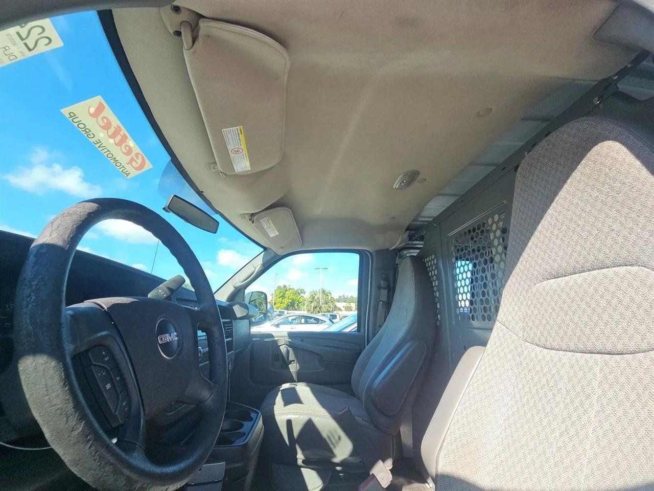 Used 2015 GMC Savana 2500 RWD image 13