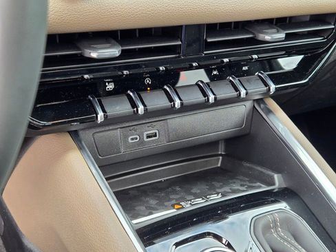 New 2026 GMC Canyon Denali AWD/4WD image 39
