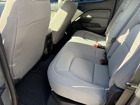 Used 2022 Chevrolet Colorado W/T w/ Custom Special Edition image 34