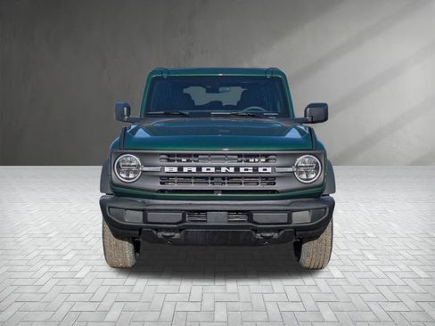 New 2025 Ford Bronco 4-Door image 2