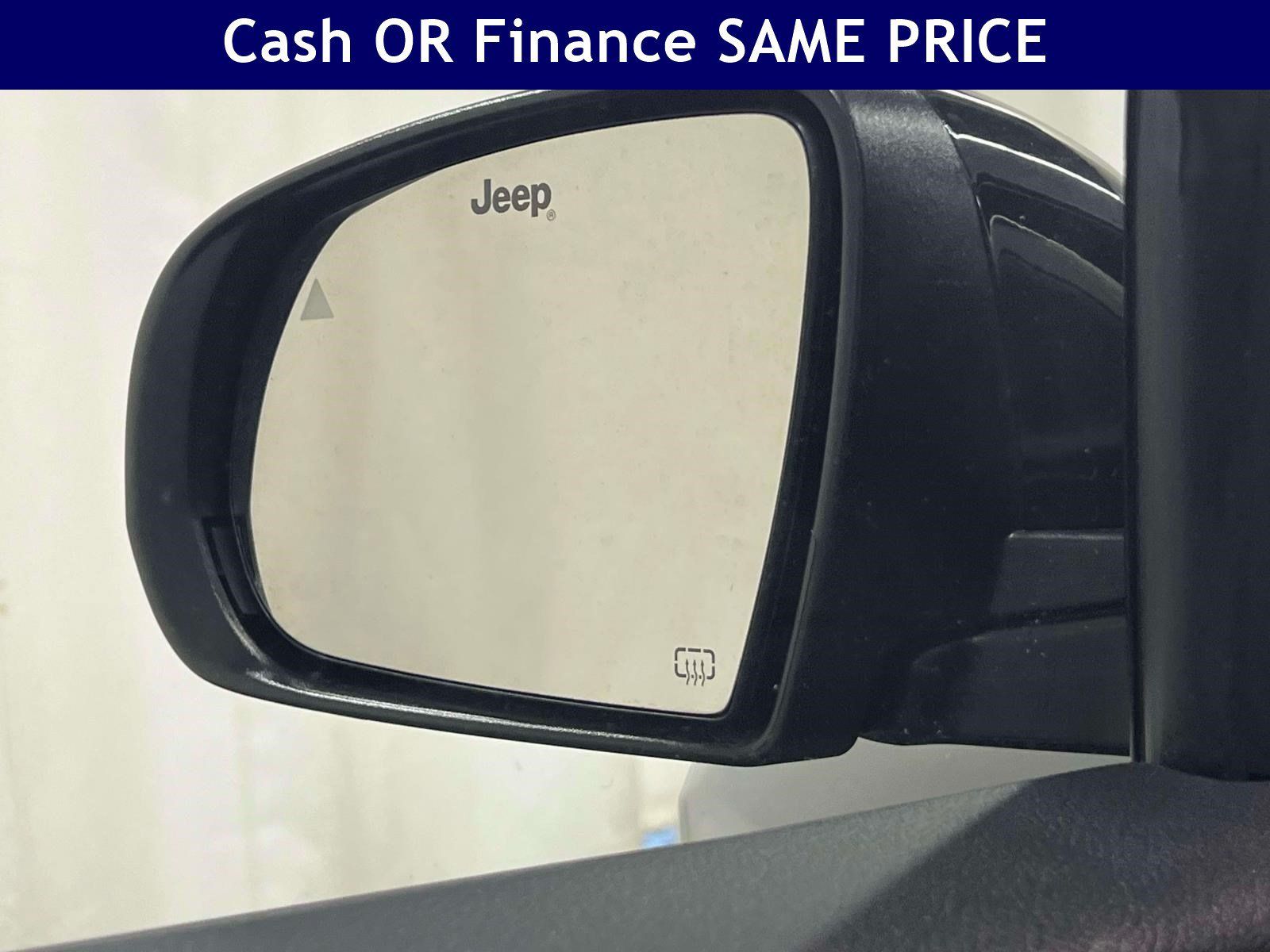 Used 2025 Jeep Compass Limited AWD/4WD image 18