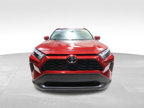 Used 2025 Toyota RAV4 XLE image 7