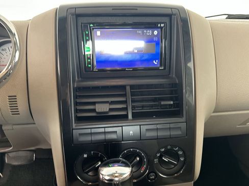 Used 2007 Ford Explorer Sport Trac XLT image 21