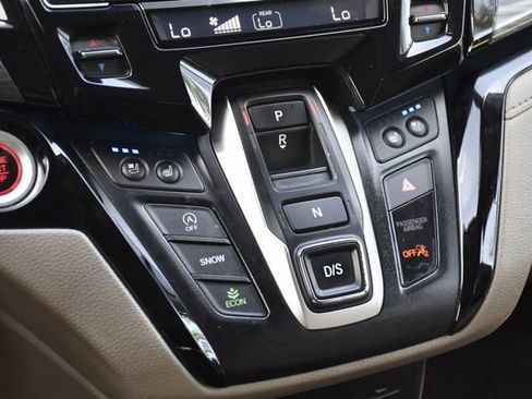 Used 2022 Honda Odyssey Elite image 13
