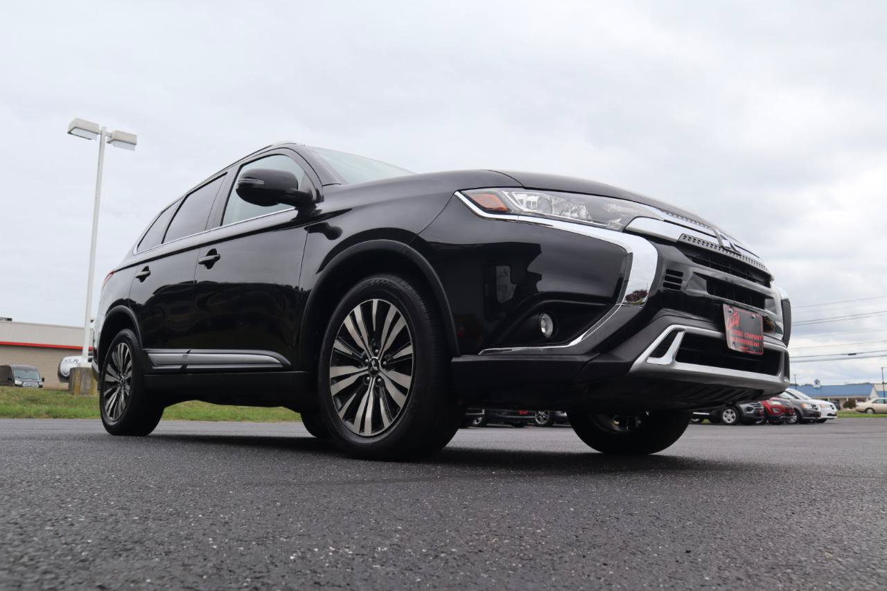 Used 2019 Mitsubishi Outlander SEL AWD/4WD image 19
