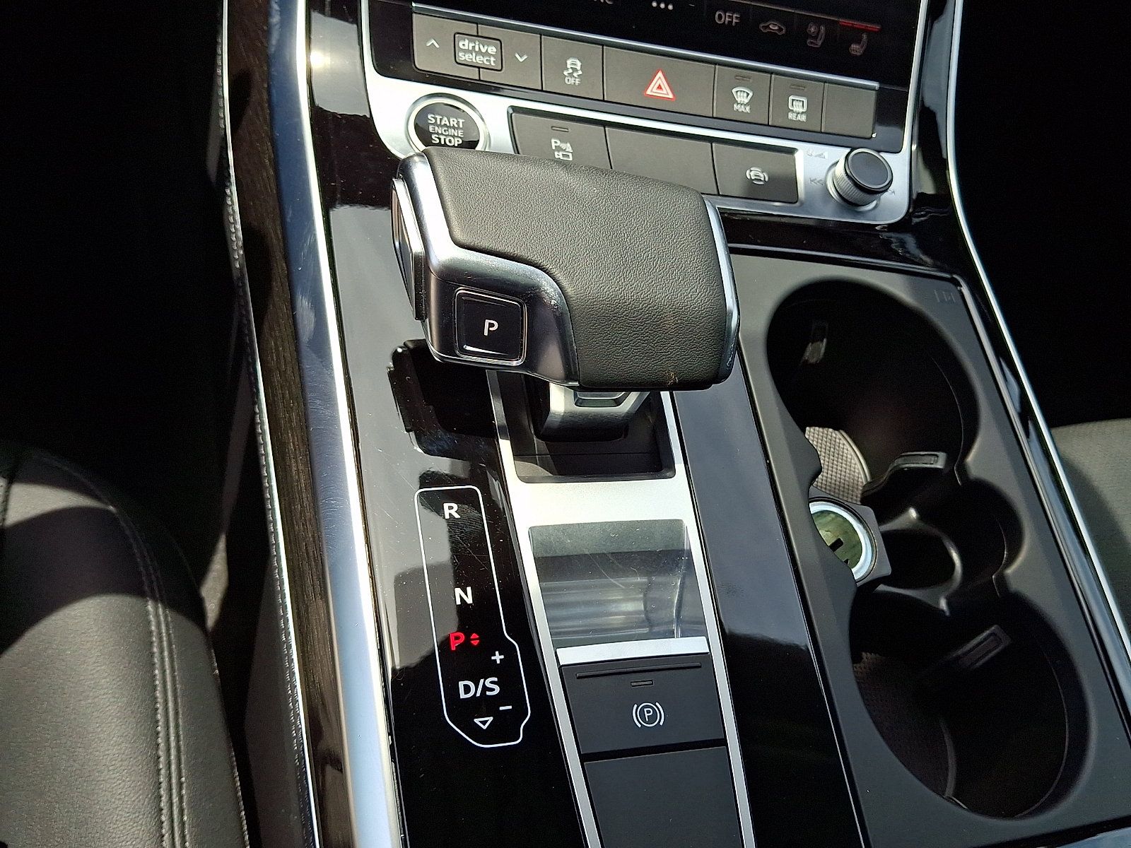 Used 2023 Audi Q7 3.0T Premium Plus AWD/4WD image 12
