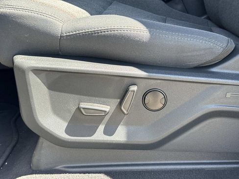 Used 2025 Ford Expedition Active RWD image 21