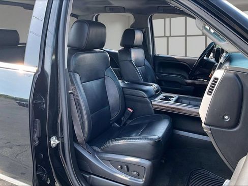 Used 2015 GMC Sierra 2500 SLT w/ Suspension Package, Off-Road RWD image 7
