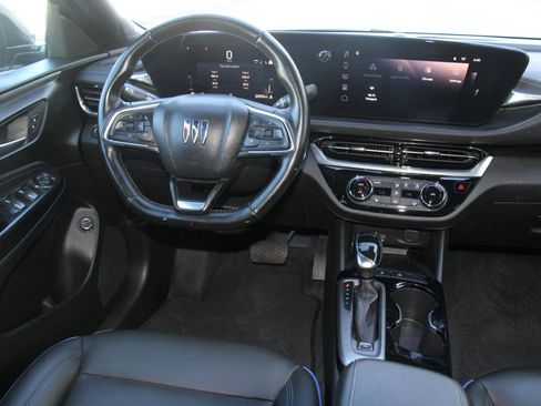 Used 2024 Buick Envista Sport Touring w/ Convenience I Package FWD image 10